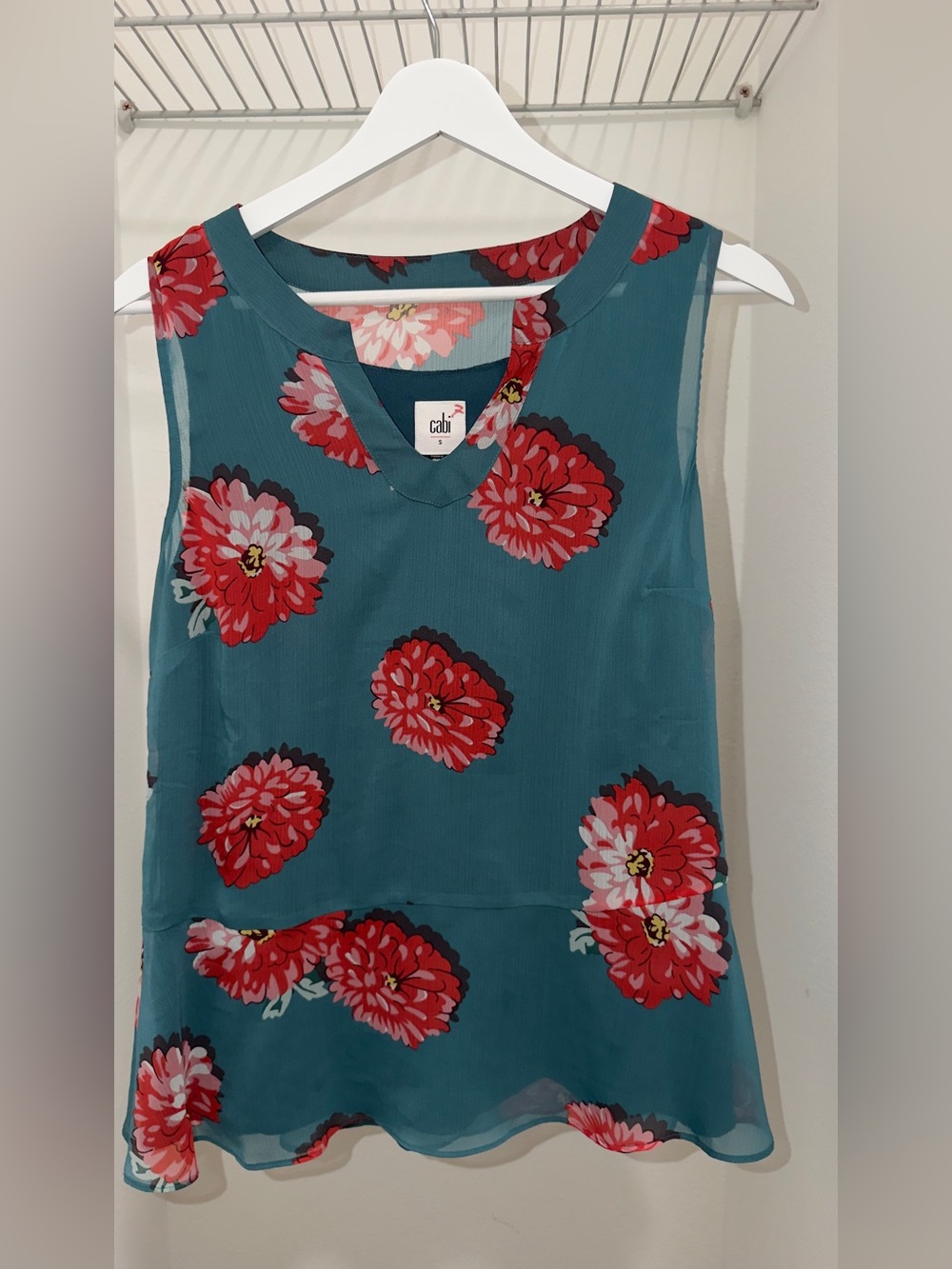 Cabi Teal Floral Sleeveless V-Neck Top